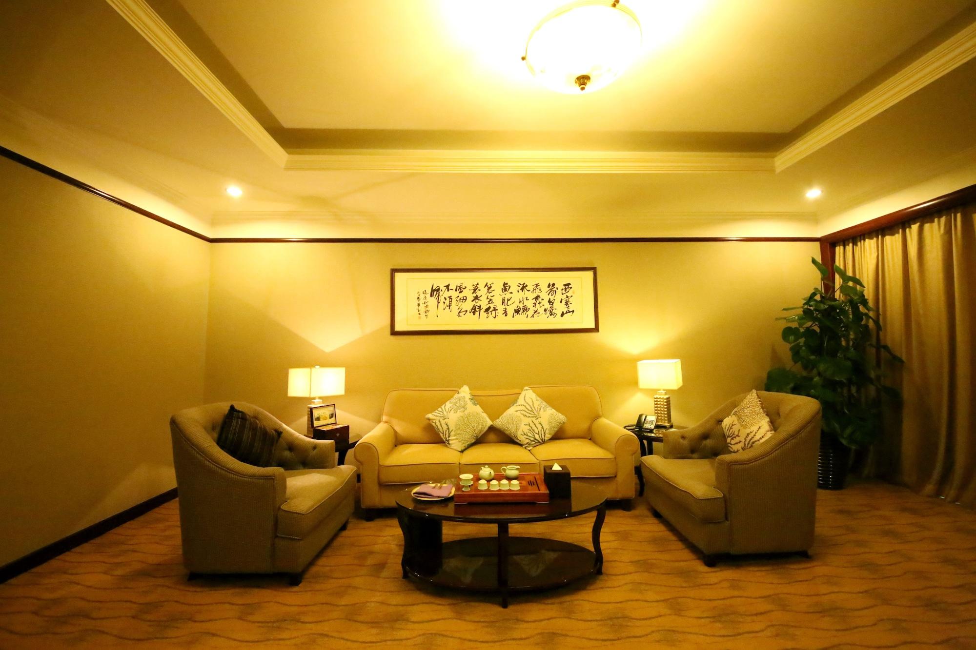 Empark Grand Hotel Beijing Exterior photo